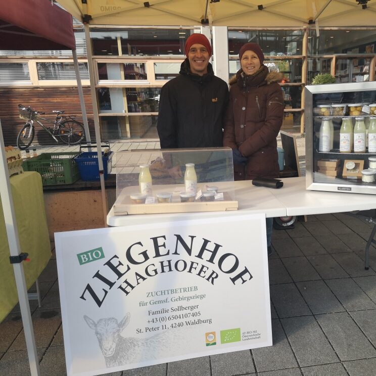 Ziegenhof Haghofer am Bio-Bauernmarkt solarCity Solberger 6